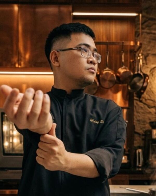 Chân dung Chef Hoàng Việt
